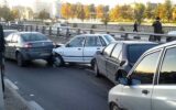 تصادف زنجیره ای 5 خودرو در اتوبان همت