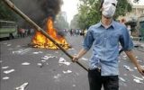 پلیسی با چاقوی اغتشاشگران به شهادت رسید