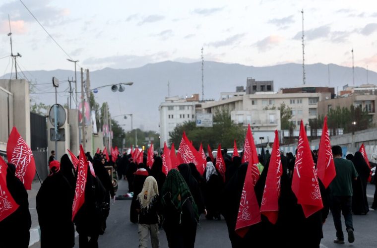 مراسم وداع با رهبر شهید انقلاب